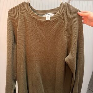 Wilt men’s Olive Crewneck Sweater